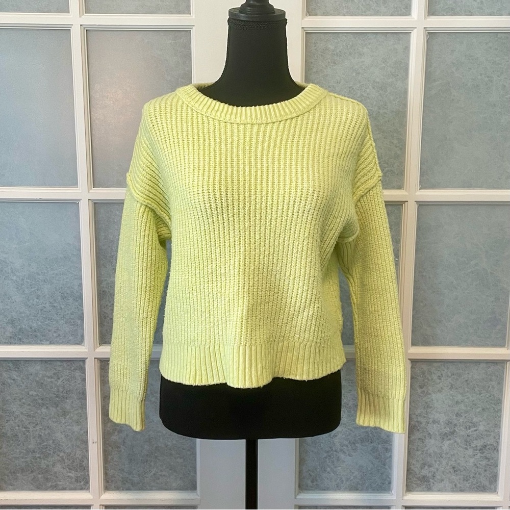 American‎ Eagle Size XS Women's Snowdrift Cable Knit Sweater Lime Green Cozy